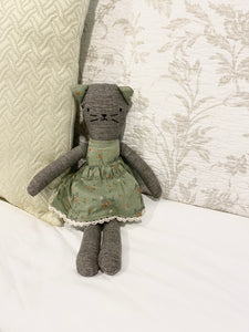 Violet the Cat - Green Vintage Floral