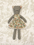 Violet the Cat - Spring Vintage Floral