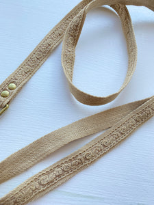 Walk in Style - Lace Dog Leash - Beige