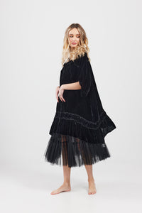 Florentine velvet coatdress. Black