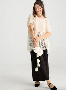 Lillibelle Linen and Lace top - Black